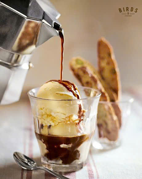 Traditional Black Coffee with milk(Hot)